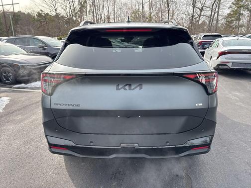 Shadow Matte Gray 2026 Kia Sportage Plug-In Hybrid X-Line