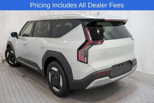 Ivory Silver 2026 Kia EV9 Wind