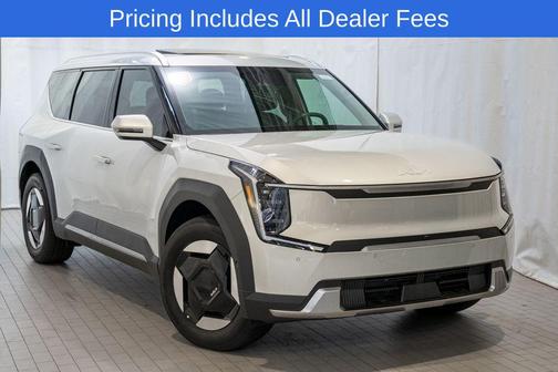 Ivory Silver 2026 Kia EV9 Wind
