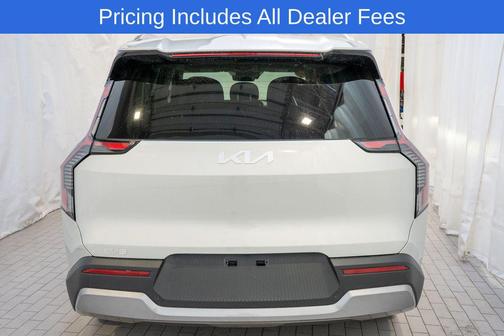 Ivory Silver 2026 Kia EV9 Wind