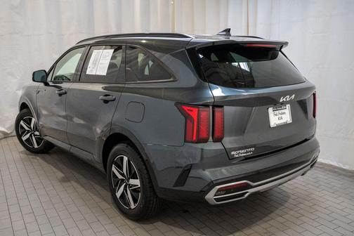 2023 Kia Sorento S