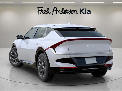 2025 Kia EV6 Light Long Range