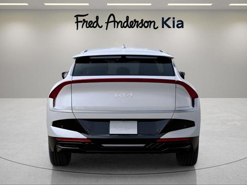 2025 Kia EV6 Light Long Range