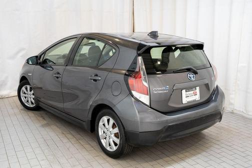 Magnetic Gray Metallic 2017 Toyota Prius c Two