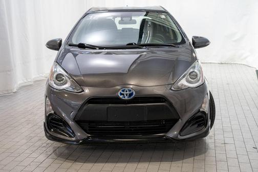 Magnetic Gray Metallic 2017 Toyota Prius c Two