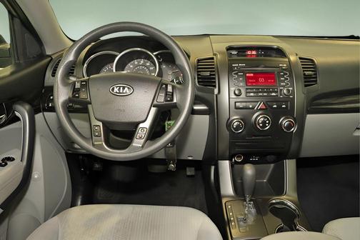 2011 Kia Sorento LX