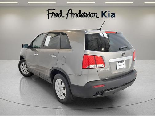 2011 Kia Sorento LX