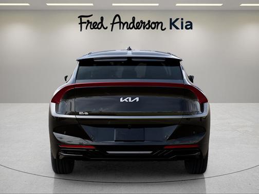 2025 Kia EV6 Wind