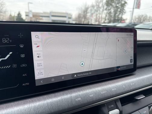 Glacial White Pearl 2026 Kia EV9 Wind