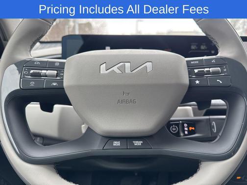 Glacial White Pearl 2026 Kia EV9 Wind