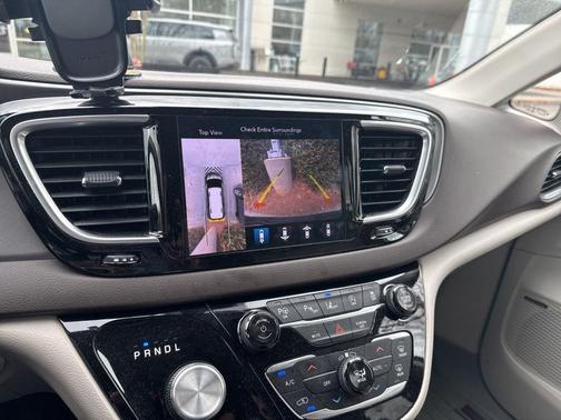 2019 Chrysler Pacifica Touring-L Plus