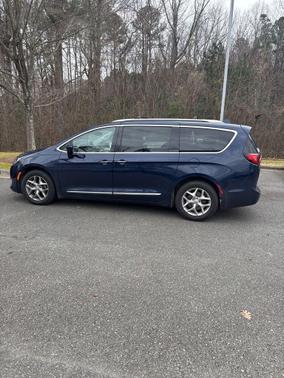 2019 Chrysler Pacifica Touring-L Plus