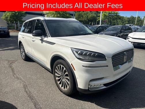White 2021 Lincoln Aviator Reserve AWD
