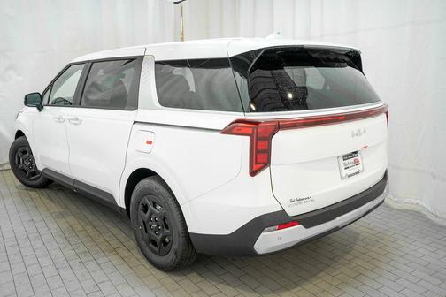 Snow White Pearl 2026 Kia Carnival LX