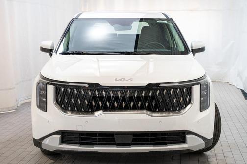 Snow White Pearl 2026 Kia Carnival LX