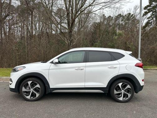 2018 Hyundai TUCSON Sport