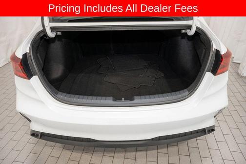 Snow White Pearl 2023 Kia Forte LXS