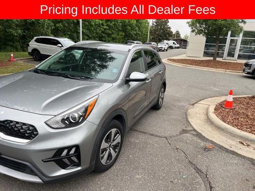 Steel Gray 2022 Kia Niro LX
