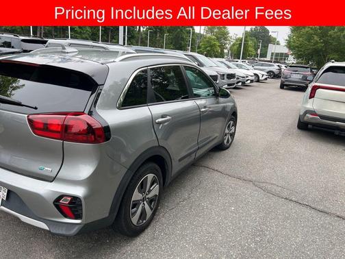 Steel Gray 2022 Kia Niro LX