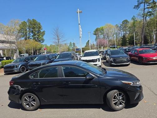 Aurora Black 2023 Kia Forte LXS