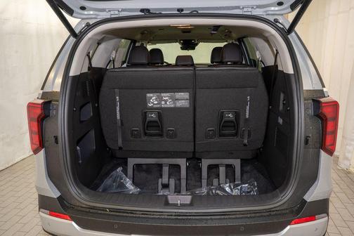 Ceramic Silver 2026 Kia Carnival EX