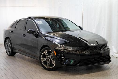 Ebony Black 2022 Kia K5 EX