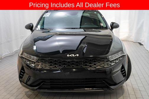 Ebony Black 2022 Kia K5 EX