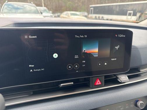 Ceramic Silver 2026 Kia Carnival Hybrid EX