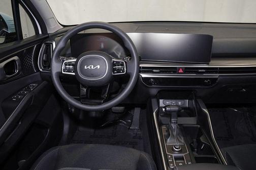 Glacial White Pearl 2025 Kia Sorento LX