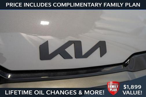 Wolf Gray 2026 Kia Sportage Plug-In Hybrid X-Line Prestige