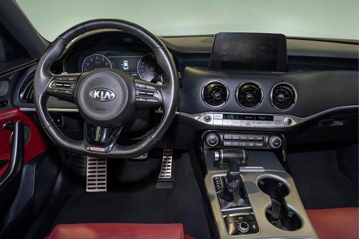 2019 Kia Stinger GT1