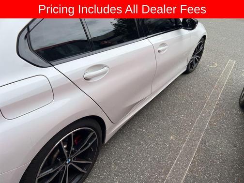 Mineral White Metallic 2023 BMW 330 330i
