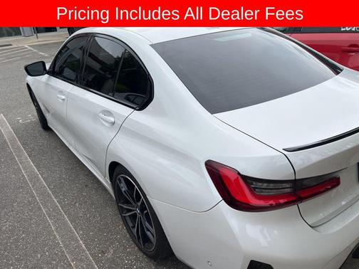 Mineral White Metallic 2023 BMW 330 330i