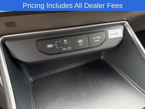 Snow White Pearl 2026 Kia Carnival LXS