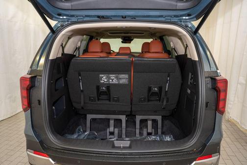 Astra Blue 2026 Kia Carnival SX