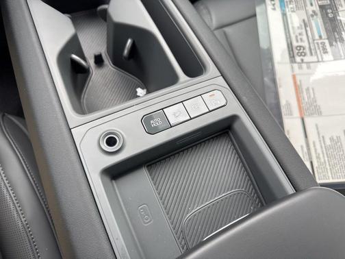 2026 Kia EV9 Light Long Range