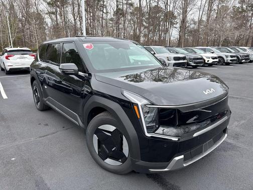 2026 Kia EV9 Light Long Range