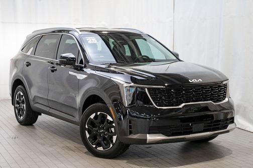 Ebony Black 2025 Kia Sorento S
