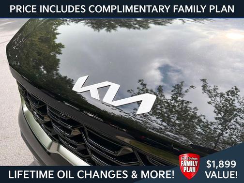 Aurora Black Pearl 2026 Kia Sorento Hybrid EX