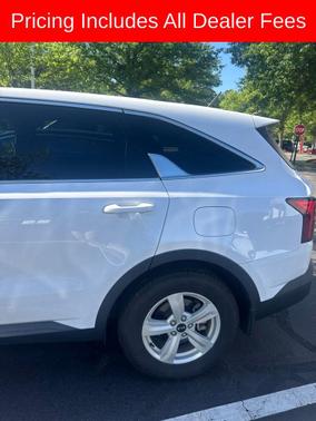 Glacial White Pearl 2021 Kia Sorento LX