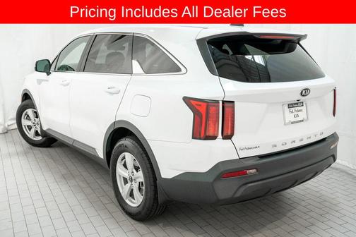 Glacial White Pearl 2021 Kia Sorento LX