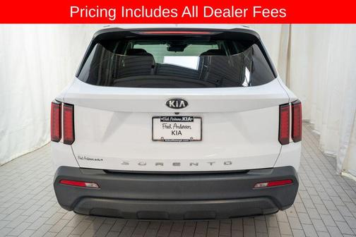 Glacial White Pearl 2021 Kia Sorento LX