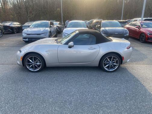 2023 Mazda MX-5 Miata Grand Touring
