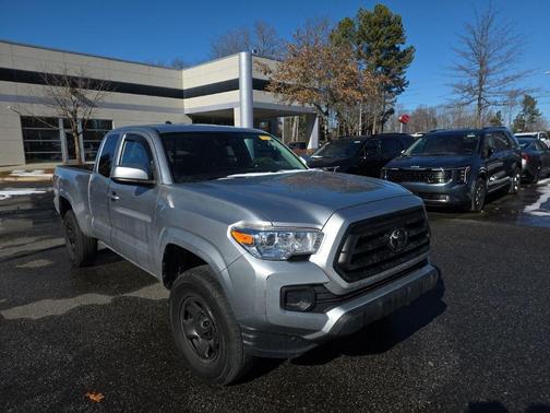 2022 Toyota Tacoma SR