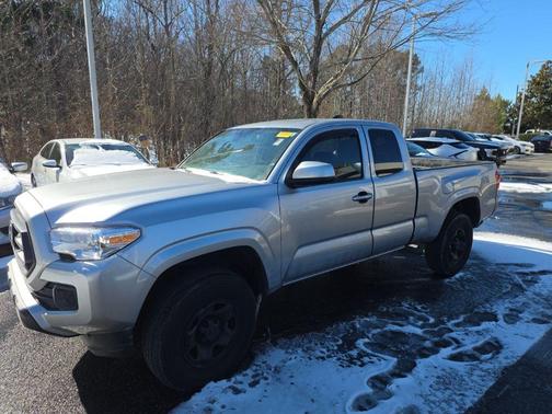 2022 Toyota Tacoma SR