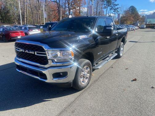 2024 RAM 2500 Big Horn Crew Cab 4x4 6'4' Box