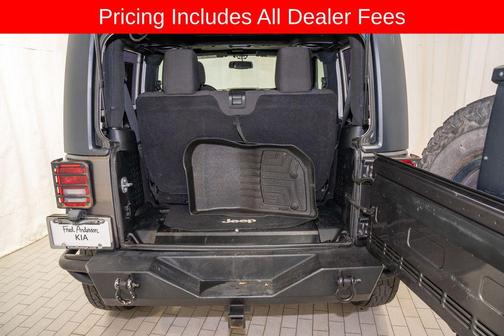 Granite Crystal Metallic Clearcoat 2017 Jeep Wrangler Sport