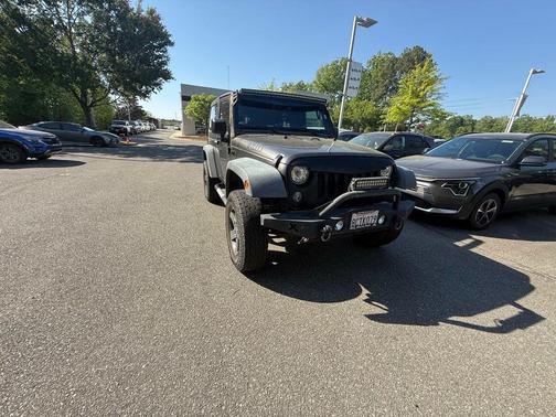 Granite Crystal Metallic Clearcoat 2017 Jeep Wrangler Sport