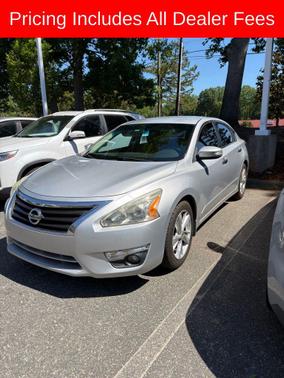 Brilliant Silver 2015 Nissan Altima 2.5 SL