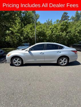 Brilliant Silver 2015 Nissan Altima 2.5 SL